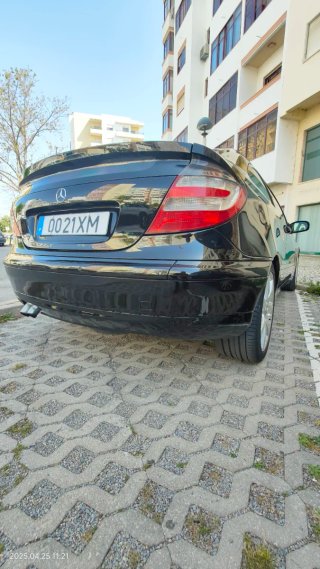 Mercedes-Benz Clase C 2004