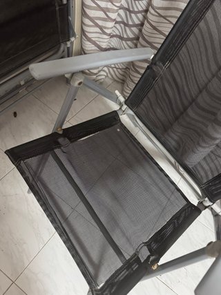 Mesa de jardín cristal y metal con 4 sillas