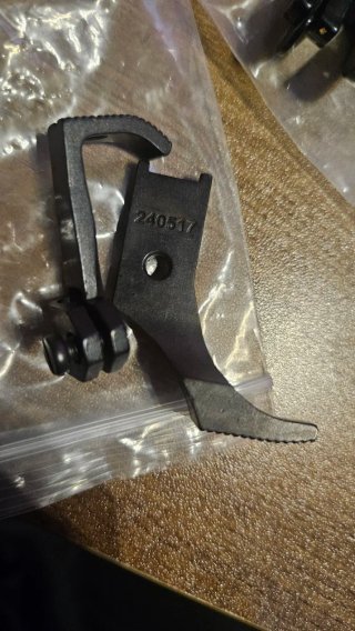 Prensadelas guía máquina coser