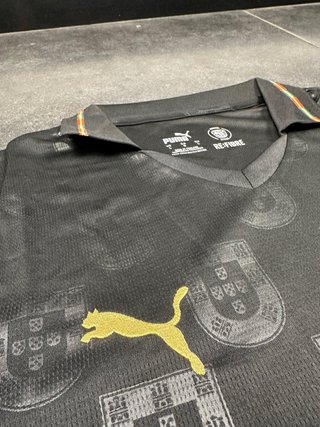 Camisola Portugal Preta Pantera Negra Puma
