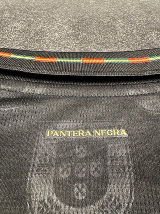 Camisola Portugal Preta Pantera Negra Puma