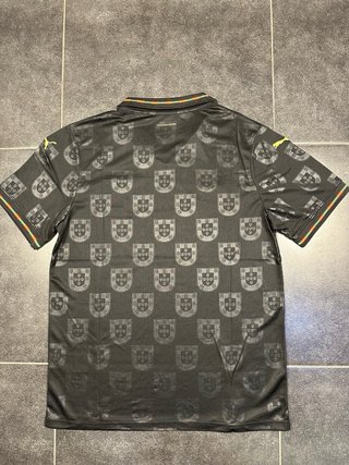 Camisola Portugal Preta Pantera Negra Puma