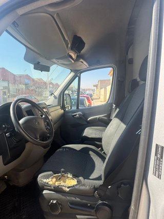 Mercedes-Benz Sprinter 2012