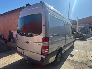 Mercedes-Benz Sprinter 2012