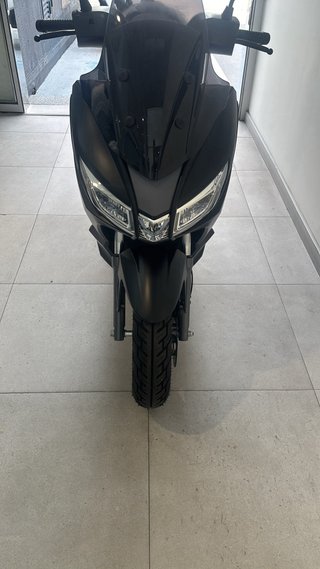 Aprilia SXR 50 Sport (700KM) Prácticamente Nueva