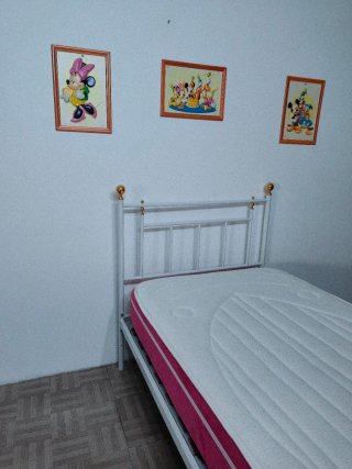 Cama individual de Metal  Regulable en Altura