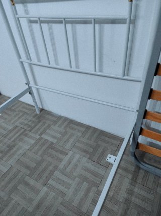 Cama individual de Metal  Regulable en Altura