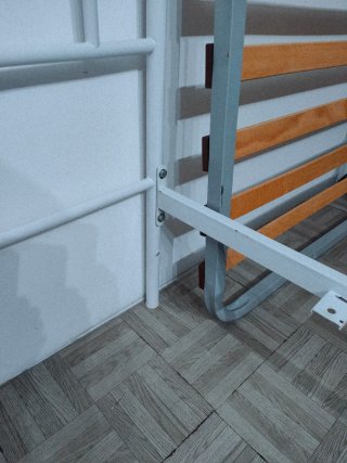 Cama individual de Metal  Regulable en Altura