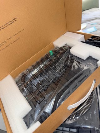 Arturia MicroBrute ufo edizione limitata