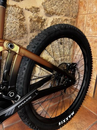 Bicicleta Eléctrica Giant Nueva