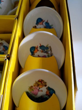 Juego de té infantil antiguo