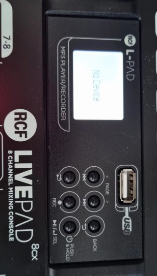 Mesa de Mistura RCF LivePad 8CX