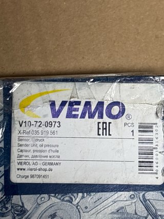 Sensor Presión Aceite VEMO V10720973 VW Audi SEAT