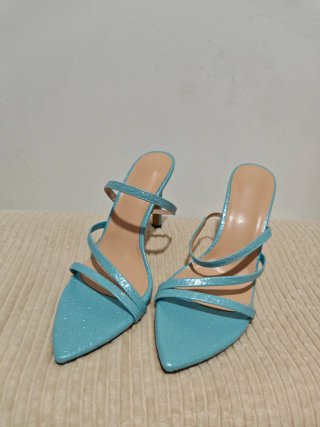 Sandalias de tacón para dama