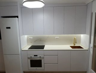 Mueble de cocina a medida , armarios a medida