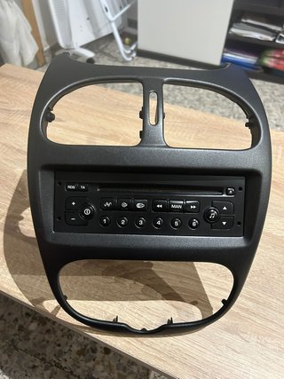 Radio Peugeot 206 HDI con base