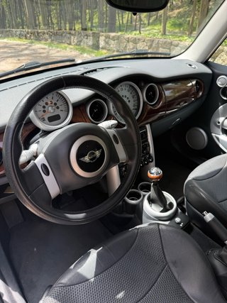 MINI Cooper 2004