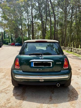 MINI Cooper 2004