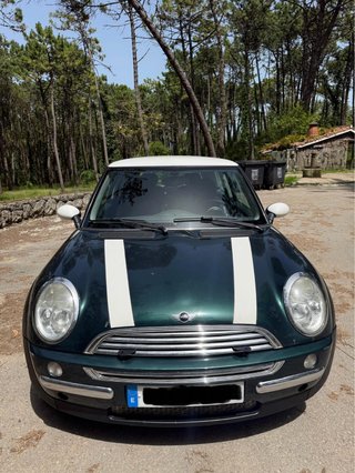 MINI Cooper 2004