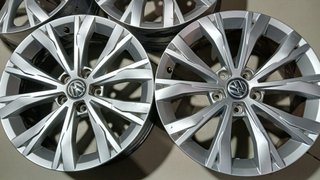 JUEGO LLANTAS VOLKSWAGEN TIGUAN (AD1) CZC 5NA6010