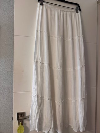 Falda larga blanca Pull & Bear