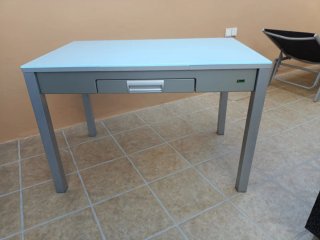 Mesa de cocina extensible cristal y metal