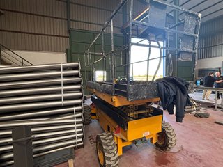 Plataforma elevadora de tijera autopropulsada450kg