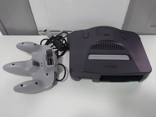 Nintendo 64 Consola Morada y Gris