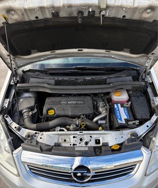 Opel Zafira 2010