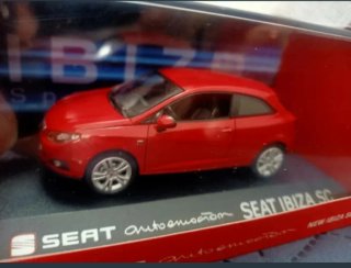 SEAT IBIZA SC 3 PUERTAS ROJO ESCALA 1:43