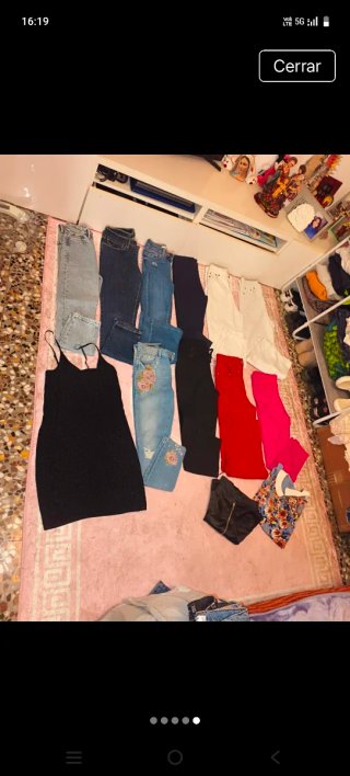 Lote Ropa Mujer: Vestido Negro y Jeans