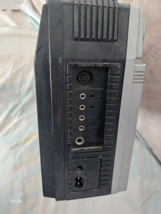 Rádio Cassete Sanyo Prata e Preto