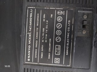 Rádio Cassete Sanyo Prata e Preto