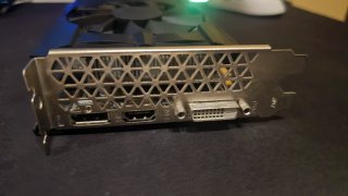 Radeon RX560XT 8GB VRAM