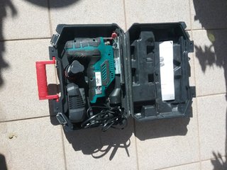 Caladora Parkside a batería para reparar