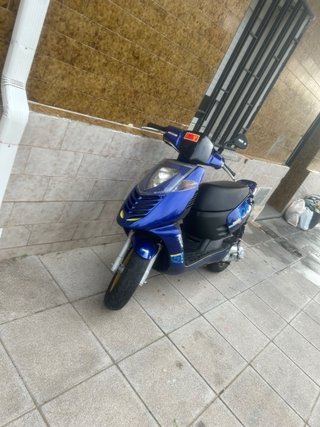 Aprilia Sonic GP Azul