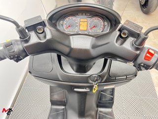 SUZUKI BURGMAN 200 2016 22657 kms.