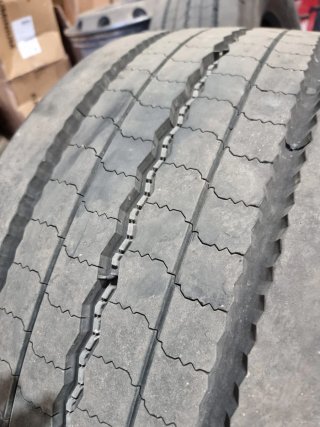 2 Neumáticos 385/55/22,5 Bridgestone Duravis