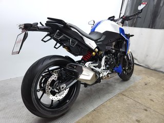 BMW F 900 R 2023 2668 kms.