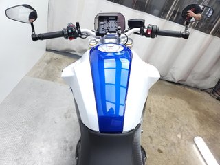 BMW F 900 R 2023 2668 kms.