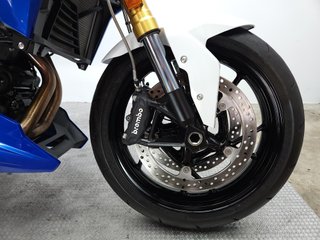 BMW F 900 R 2023 2668 kms.