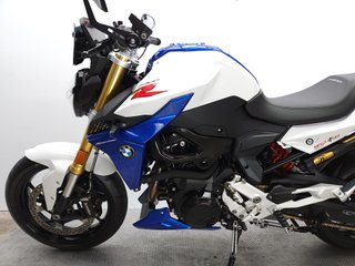 BMW F 900 R 2023 2668 kms.