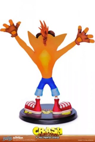 Figura Crash Bandicoot N. Sane Trilogy 23cm