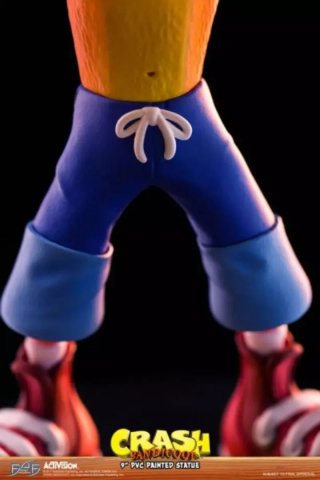 Figura Crash Bandicoot N. Sane Trilogy 23cm