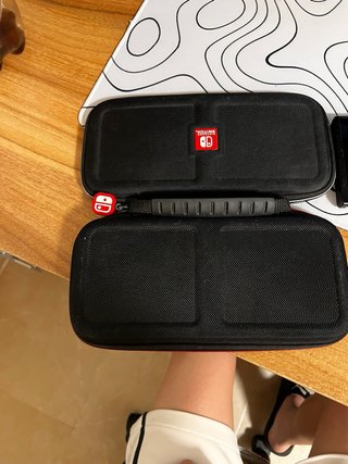 Nintendo Switch Negra sin Joy-Cons