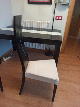 Mesa extensible salón + 6 sillas