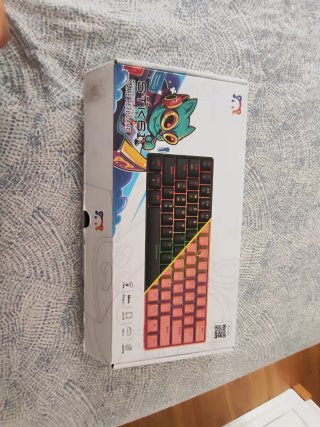 Teclado Gaming STK61 RGB 60%