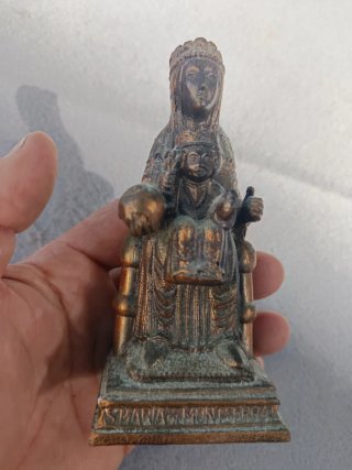 Virgen de Montserrat Bronce Pequeña