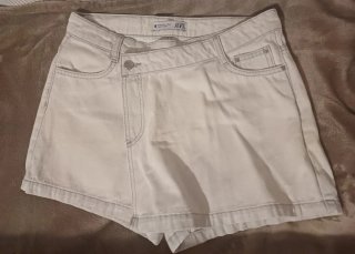 Falda pantalón denim gris claro. Zar. Talla M.