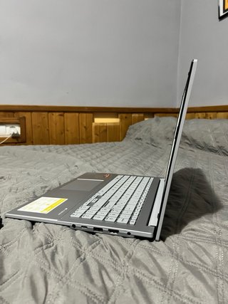 ASUS Vivobook Go 15 E1504F Gris/Plata